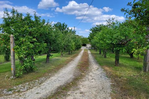 Villa a Saint-Savin, Vienne, Saint-Savin - € 190.000 | Ref: BVI66442 - foto 5