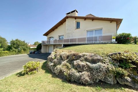 Villa i Castillonnes, Lot-et-Garonne, Castillonnes - € 424.000 | Ref: BVI74591 - foto 1