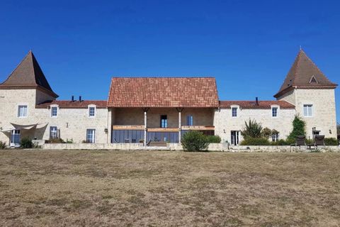 Villa a Prayssas, Lot-et-Garonne, Prayssas - € 790.000 | Ref: BVI79640 - foto 2