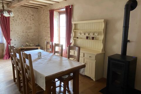 Landsbyhus i Saint-Severin, Charente, Saint-Severin - € 249.000 | Ref: BVI77417 - foto 3