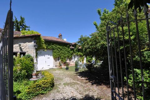 Villa a Aubeterre-sur-Dronne, Charente, Aubeterre-sur-Dronne - € 339.200 | Ref: BVI73586 - foto 15