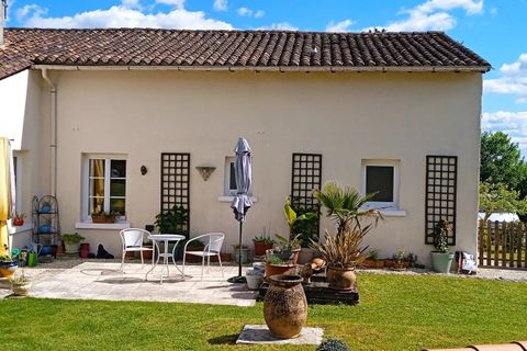 Villa i Bonnes, Charente, Bonnes - € 310.300 | Ref: BVI71886 - foto 15