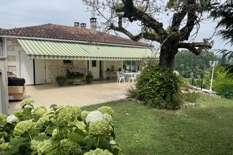 Villa i Aubeterre-sur-Dronne, Charente, Aubeterre-sur-Dronne - € 371.000 | Ref: BVI74667 - foto 1