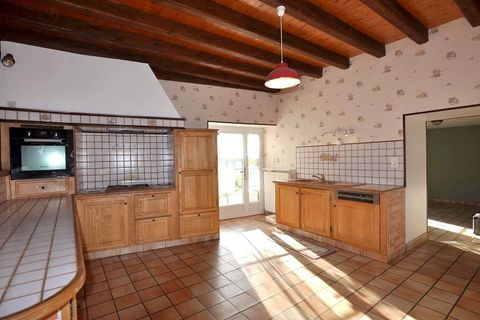 Villa i Chalais, Charente, Chalais - € 162.000 | Ref: BVI69480 - foto 4