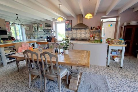 Landsbyhus i Saint-Thomas-De-Conac, Charente-Maritime, Saint-Thomas-De-Conac - € 530.000 | Ref: BVI76704 - foto 14