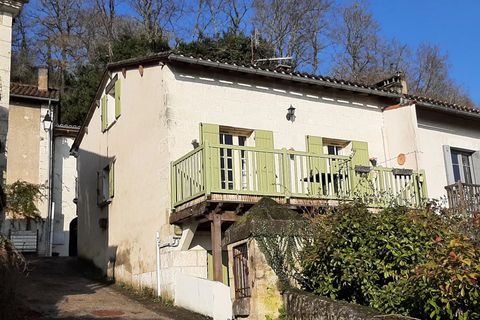 Landsbyhus i Aubeterre-sur-Dronne, Charente, Aubeterre-sur-Dronne - € 183.600 | Ref: BVI73328 - foto 1