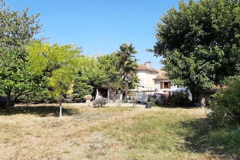 Landsbyhus i Saint-Severin, Charente, Saint-Severin - € 249.750 | Ref: BVI76950 - foto 2