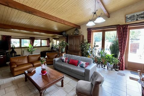 Landsbyhus i Saint-Severin, Charente, Saint-Severin - € 249.750 | Ref: BVI76950 - foto 3