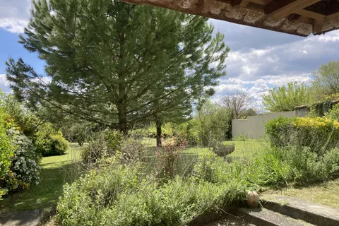 Villa a Saint-Severin, Charente, Saint-Severin - € 197.000 | Ref: BVI75015 - foto 2