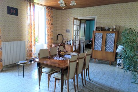 Villa a Mirambeau, Charente-Maritime, Mirambeau - € 235.100 | Ref: BVI60563 - foto 6