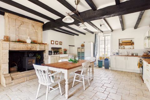 Villa a Brossac, Charente, Brossac - € 379.000 | Ref: BVI72238 - foto 5