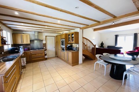 Villa en Chillac, Charente, Chillac - € 288.900 | Ref: BVI76828 - photo 3