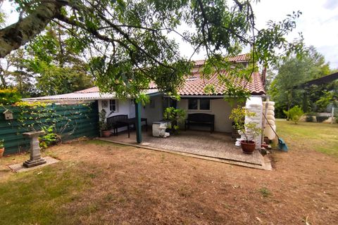 Villa a Cheffois, Vendee, Cheffois - € 199.800 | Ref: BVI77019 - foto 2