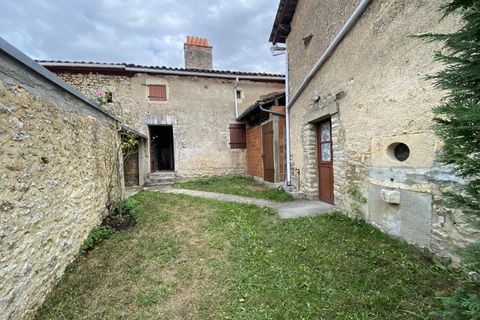 Landsbyhus i Beaulieu-sur-Sonnette, Charente, Beaulieu-sur-Sonnette - € 49.600 | Ref: BVI66267 - foto 13