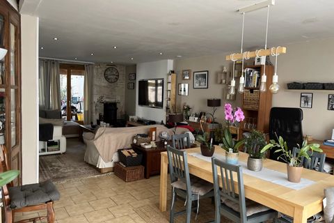 Landsbyhus i Aunac, Charente, Aunac - € 221.490 | Ref: BVI66856 - foto 4