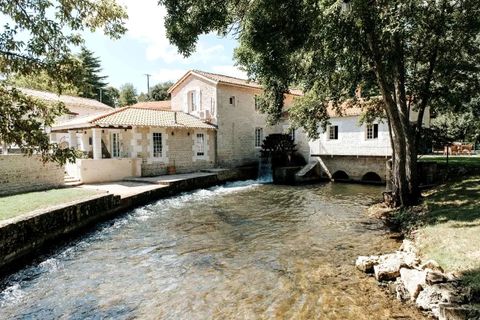 Villa i Verteuil-sur-Charente, Charente, Verteuil-sur-Charente - € 1.495.000 | Ref: BVI72575 - foto 2