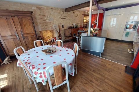 Erhvervsejendom i Ruffec, Charente, Ruffec - € 149.800 | Ref: BVI65777 - foto 3