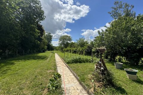 Landsbyhus i Mansle, Charente, Mansle - € 251.450 | Ref: BVI69302 - foto 2
