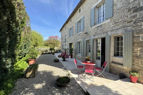 Villa a Lizant, Vienne, Lizant - € 392.200 | Ref: BVI70994 - foto 4