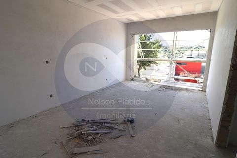 Villa i Odivelas, Lisbon, Odivelas - € 725.000 | Ref: NP0493 - foto 11