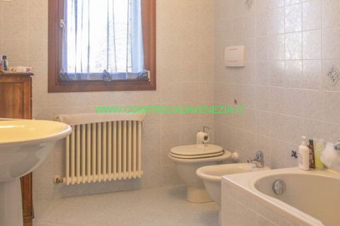 Villa i Venice, Venice, Venice - € 410.000 | Ref: RC520T - foto 33