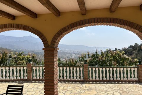 Villa a Nerja, Malaga, Nerja - € 850.000 | Ref: R3287659 - foto 9