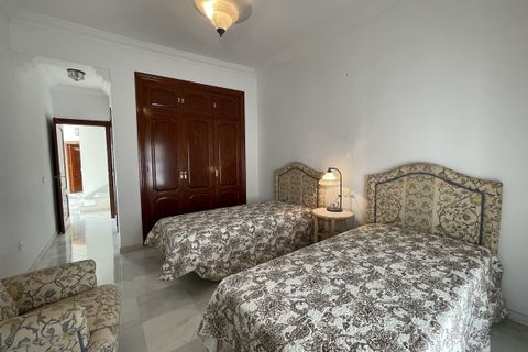 Stadthaus in Nerja, Malaga, Nerja - € 2.095.000 | Ref: R4799257 - Foto 30