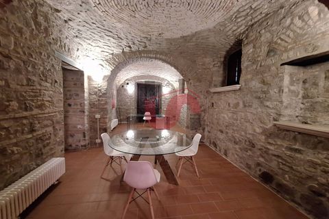 L'establiment comercial a Benevento, Benevento, Benevento - € 1.200/mes | Ref: AA31137 - foto 7