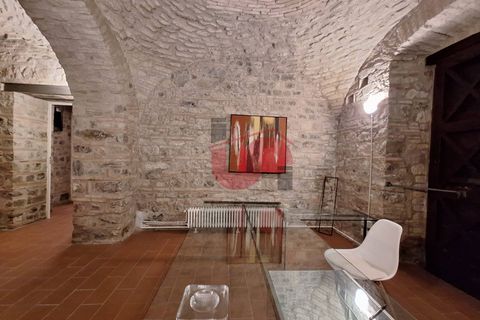 L'establiment comercial a Benevento, Benevento, Benevento - € 1.200/mes | Ref: AA31137 - foto 10