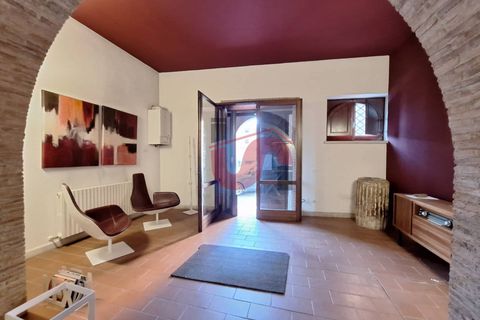 L'establiment comercial a Benevento, Benevento, Benevento - € 1.200/mes | Ref: AA31137 - foto 20