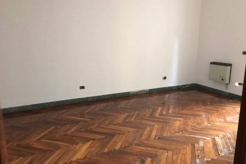 L'establiment comercial a Benevento, Benevento, Benevento - € 1.000/mes | Ref: AA34303 - foto 3