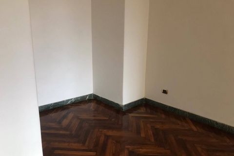 L'establiment comercial a Benevento, Benevento, Benevento - € 1.000/mes | Ref: AA34303 - foto 7