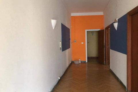 L'establiment comercial a Benevento, Benevento, Benevento - € 1.000/mes | Ref: AA34303 - foto 17