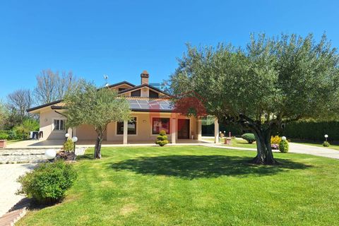 Villa em Benevento, Benevento, Benevento - € 430.000 | Ref: AA34561 - foto 7