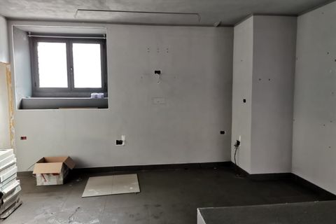 Commercial property in Benevento, Benevento, Benevento - € 800/month | Ref: AA35776 - photo 3