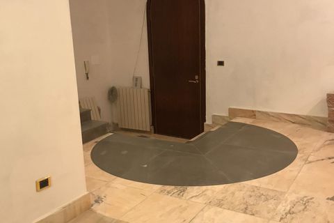 L'establiment comercial a Benevento, Benevento, Benevento - € 1.950/mes | Ref: AA31108 - foto 5
