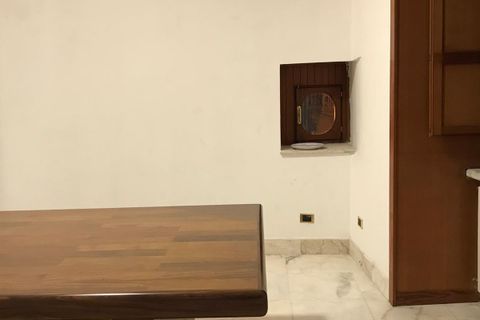 L'establiment comercial a Benevento, Benevento, Benevento - € 1.950/mes | Ref: AA31108 - foto 10