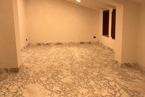 L'establiment comercial a Benevento, Benevento, Benevento - € 1.950/mes | Ref: AA31108 - foto 33