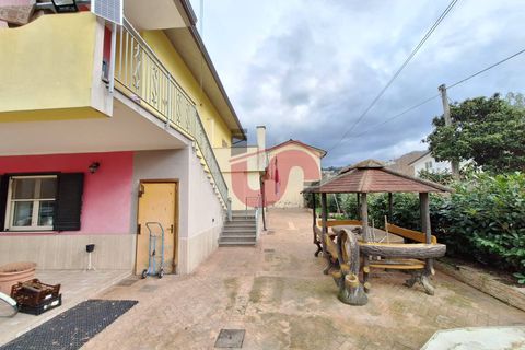 Villa a Benevento, Benevento, Benevento - € 290.000 | Ref: AA39089 - foto 4
