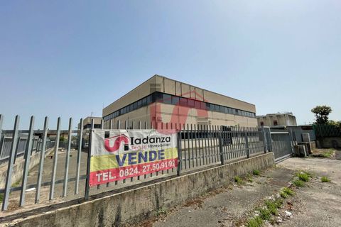 Erhvervsejendom i Benevento, Benevento, Benevento - € 390.000 | Ref: AA39403 - foto 1