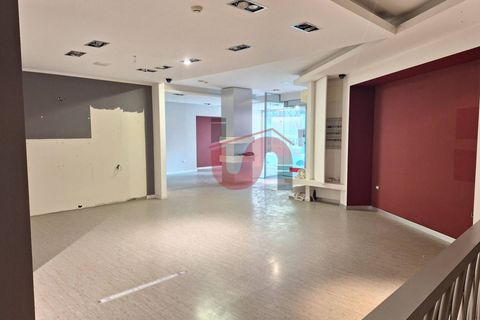 L'establiment comercial a Benevento, Benevento, Benevento - € 2.500/mes | Ref: AA39423 - foto 7