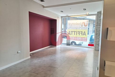 L'establiment comercial a Benevento, Benevento, Benevento - € 2.500/mes | Ref: AA39423 - foto 10