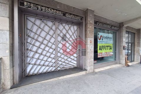 L'establiment comercial a Benevento, Benevento, Benevento - € 2.500/mes | Ref: AA39423 - foto 26