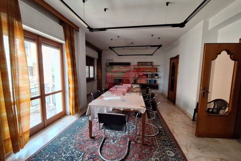 Apartament a Benevento, Benevento, Benevento - € 1.300/mes | Ref: AA39509 - foto 2