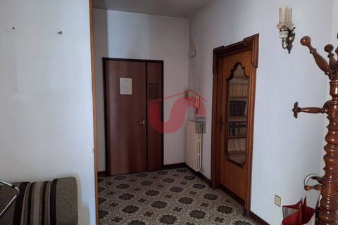 Apartament a Benevento, Benevento, Benevento - € 1.300/mes | Ref: AA39509 - foto 26