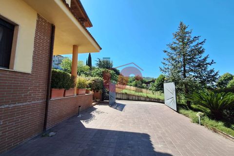 Villa i Benevento, Benevento, Benevento - € 540 000 | Ref: AA39524 - foto 9