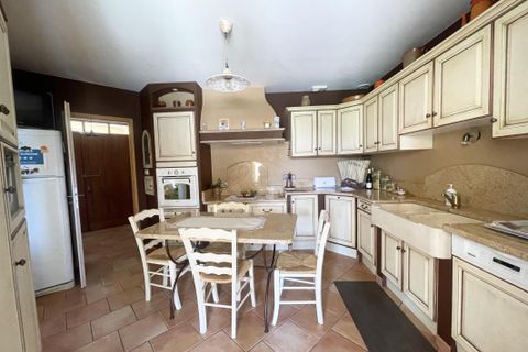 Landejendom i Cheval-Blanc, Vaucluse, Cheval-Blanc - € 1.030.000 | Ref: 204294CM-2000002052 - foto 3