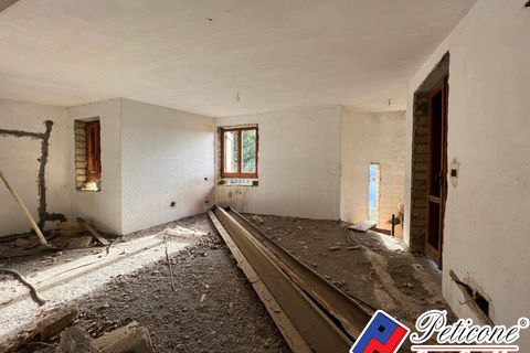 Villa i Lenola, Latina, Lenola - € 80.000 | Ref: V588RM - foto 5