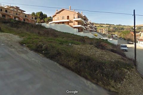 Helårsgrund i Colonnella, Teramo, Colonnella - € 75.000 | Ref: V424 - foto 4