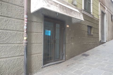 Erhvervsejendom i Savona, Savona, Savona - € 68.000 | Ref: 1510 - foto 1